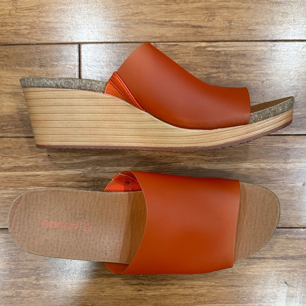 Baretraps Yalissa wedge sandals